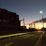 夕暮れ時と阪急電車