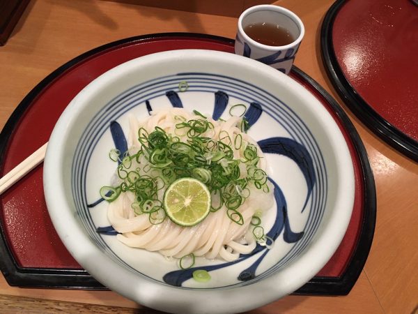 はがくれの 『生醤油うどん」絶品です